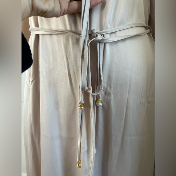 PLUM PRETTY SUGAR cream robe kimono flutter sleeve XS/S bridal wedding boudoir - Picture 3 of 7